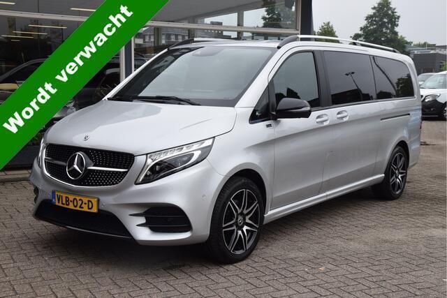 Grijs Gebruikt 2021 Mercedes V300 MPV | € 62.950 (Iets duurder) - Afbeelding 1/4