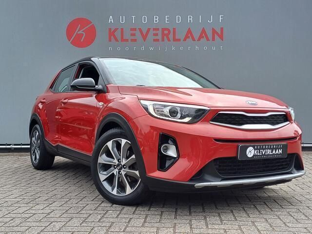 Rood Gebruikt 2018 Kia Stonic SUV | € 15.950 (Eerlijke prijs) - Afbeelding 1/4