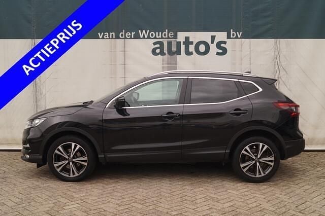 Zwart Gebruikt 2018 Nissan Qashqai N-Connecta SUV | € 13.900 (Goede deal) - Afbeelding 1/4
