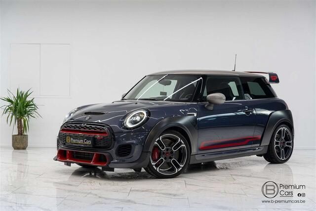 Grijs Gebruikt 2020 Mini John Cooper Works Hatchback | € 39.900 (Eerlijke prijs) - Afbeelding 1/4