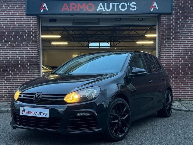 Zwart Gebruikt 2011 VW Golf VI R-line Hatchback | € 6.950 (Eerlijke prijs) - Afbeelding 1/4