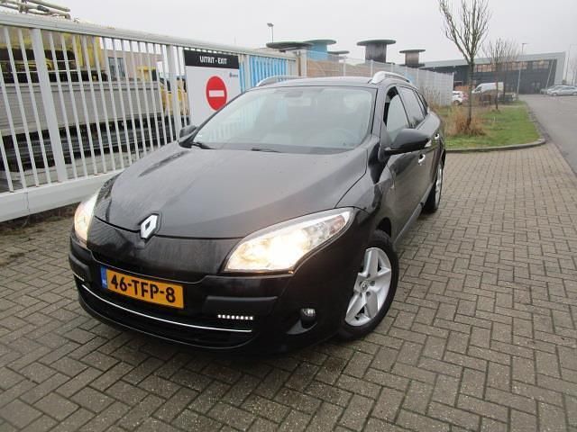 Occasion Renault Mégane GrandTour Bose Edition 110 PK (80 kW) 2012 Zwart Stationwagen
