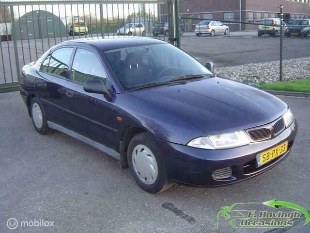 Occasion Mitsubishi Carisma 99 PK (72 kW) 1997 Blauw Hatchback