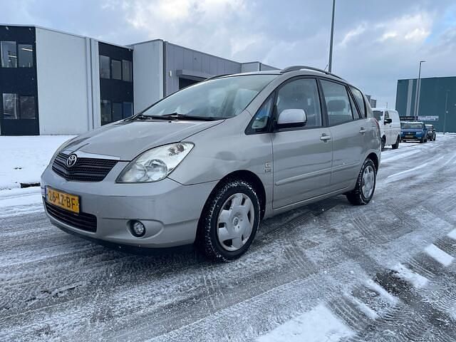 Grijs Occasion 2003 Toyota Corolla Verso Sol MPV | € 2.750 (Eerlijke prijs) - Afbeelding 1/4