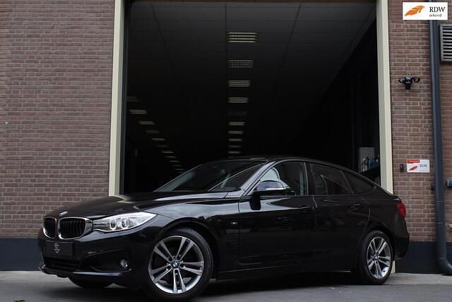 Occasion BMW 320 Sport Line 184 PK (135 kW) 2014 Zwart MPV