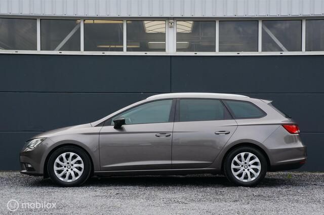 Occasion Seat Leon ST CONNECT 116 PK (85 kW) 2015 Grijs Stationwagen