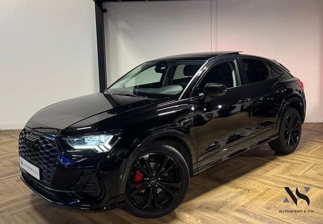 Zwart Gebruikt 2024 Audi Q3 Sportback Competition SUV | € 46.940 (Eerlijke prijs) - Afbeelding 1/4