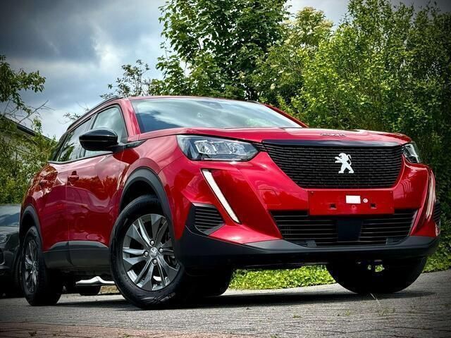 Rood Gebruikt 2023 Peugeot 2008 Style SUV | € 20.950 (Super prijs) - Afbeelding 1/4