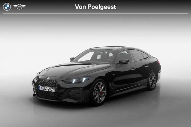 Saphirschwarz metallic (475) (zwart metallic) Nieuw 2025 BMW 420 Comfort Edition Coupé | € 81.039 (Eerlijke prijs) - Afbeelding 1/4