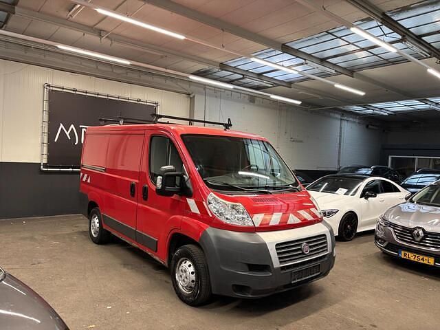 Occasion Fiat Ducato 101 PK (74 kW) 2010 Rood Van