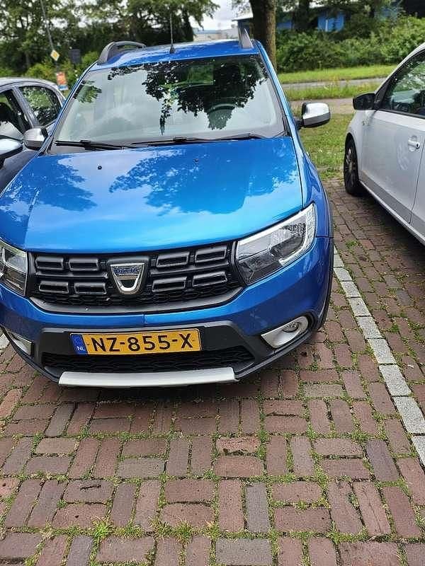 Blauw Gebruikt 2017 Dacia Sandero Stepway Hatchback | € 6.000 (Super prijs) - Afbeelding 1/4