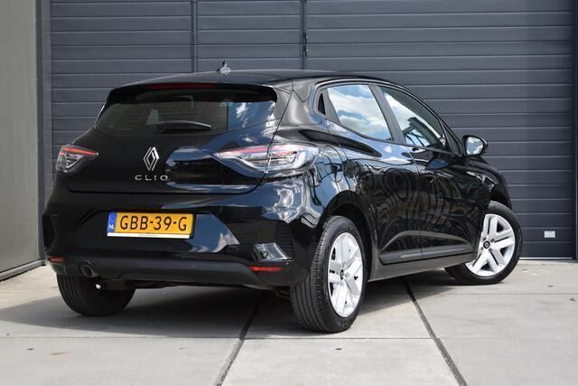 Occasion Renault Clio V Evolution 91 PK (66 kW) 2024 Zwart Hatchback