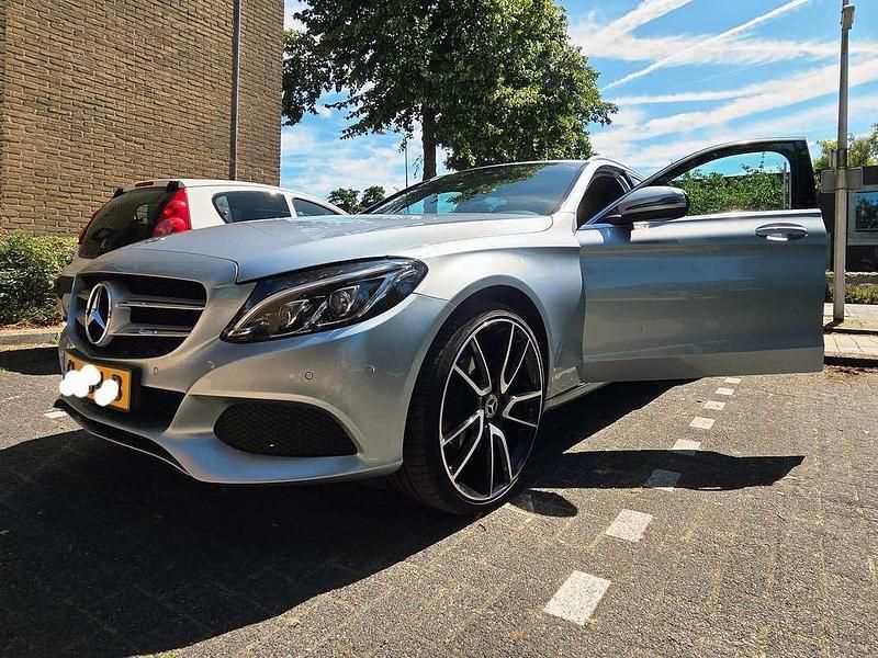 Zilver Gebruikt 2015 Mercedes C180 Ambition Stationwagen | € 14.599 (Eerlijke prijs) - Afbeelding 1/4