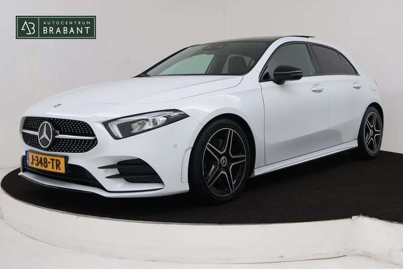 Wit Gebruikt 2019 Mercedes A220 Premium Plus Hatchback | € 28.945 (Eerlijke prijs) - Afbeelding 1/4
