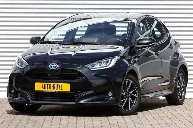 Zwart Gebruikt 2020 Toyota Yaris Hatchback | € 19.945 (Eerlijke prijs) - Afbeelding 1/4