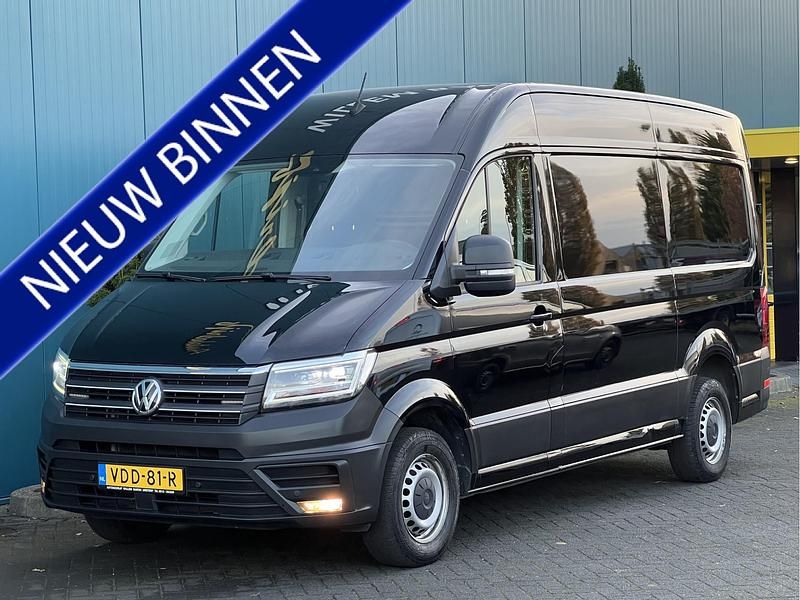 Zwart Gebruikt 2020 VW Crafter Highline Van | € 16.950 - Afbeelding 1/4