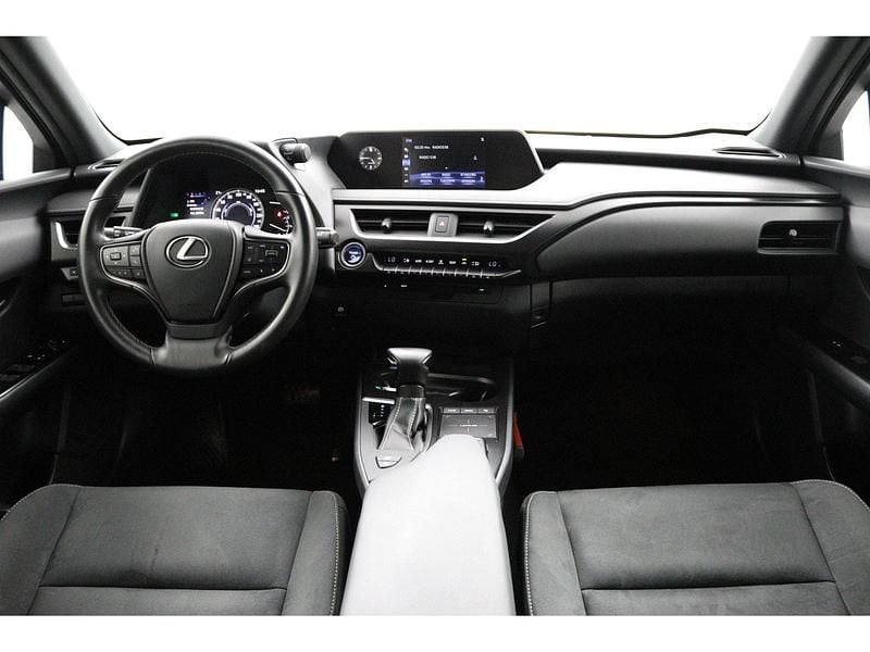 Occasion Lexus UX 184 PK (135 kW) 2022 Zwart SUV