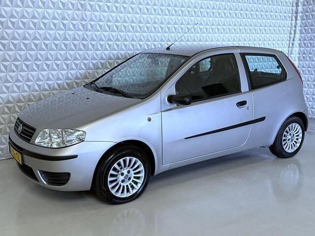 Occasion Fiat Punto Classica 60 PK (44 kW) 2006 Grijs Hatchback