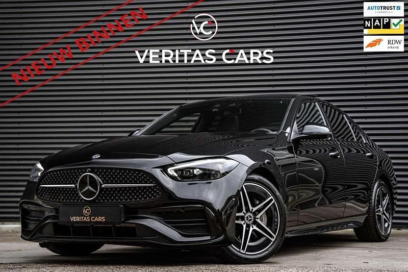Zwart Gebruikt 2022 Mercedes C200 AMG line Sedan | € 38.950 (Eerlijke prijs) - Afbeelding 1/4