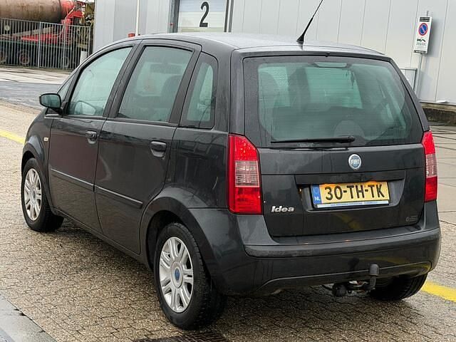 Occasion Fiat Idea Emotion 95 PK (69 kW) 2005 Zwart MPV
