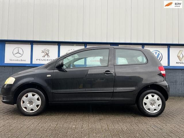 Occasion VW Fox Trendline 54 PK (39 kW) 2006 Zwart (metallic) Hatchback
