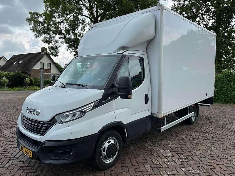 Wit Gebruikt 2020 Iveco Daily Van | € 14.950 (Eerlijke prijs) - Afbeelding 1/4