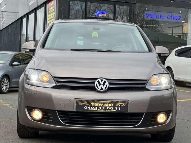 Bruin Gebruikt 2010 VW Golf Plus MPV | € 8.990 (Eerlijke prijs) - Afbeelding 1/4