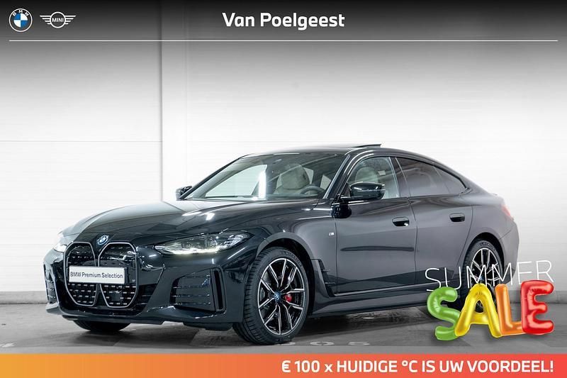 Saphirschwarz (donker zwart) Gebruikt 2024 BMW i4 Executive Sedan | € 52.899 (Goede deal) - Afbeelding 1/4