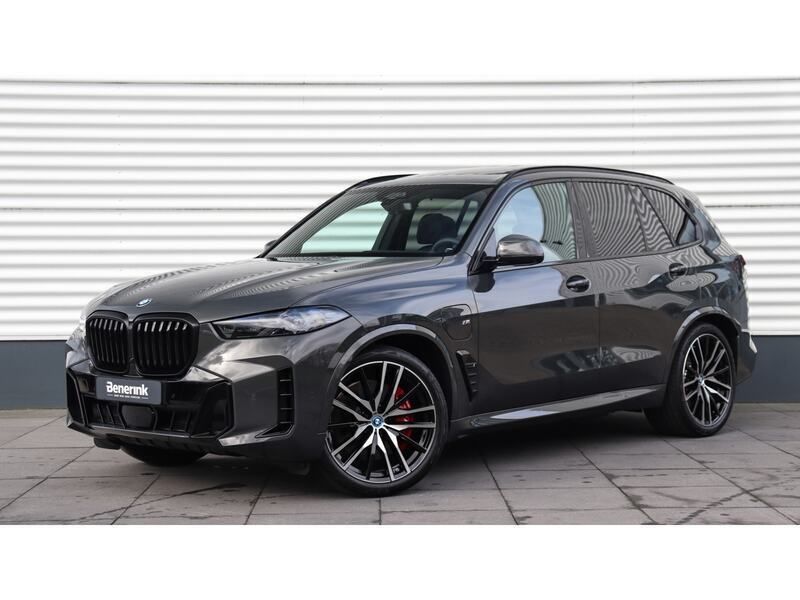 Grijs Gebruikt 2024 BMW X5 SUV | € 104.950 - Afbeelding 1/4