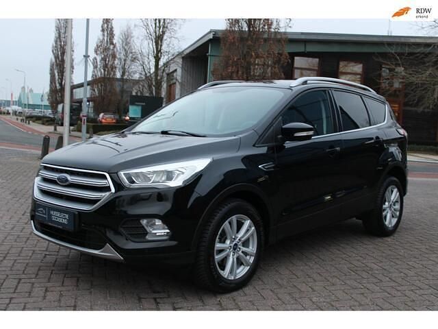 Zwart Gebruikt 2019 Ford Kuga Titanium SUV | € 15.950 (Super prijs) - Afbeelding 1/3