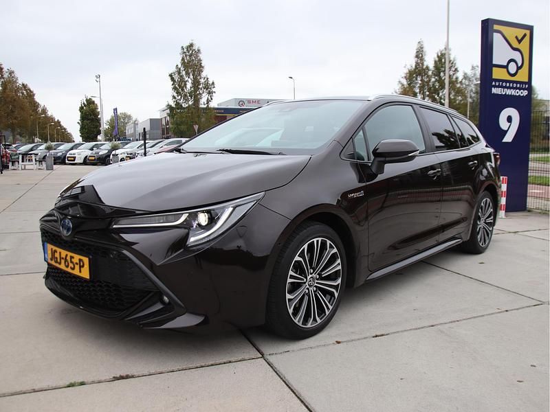 Zwart Gebruikt 2019 Toyota Corolla Style Stationwagen | € 24.949 (Eerlijke prijs) - Afbeelding 1/4