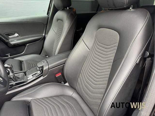 Occasion Mercedes A160 Advantage 109 PK (80 kW) 2019 Zwart Hatchback