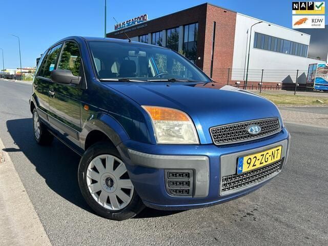 Blauw Gebruikt 2008 Ford Fusion Cool & Sound Edition MPV | € 1.245 (Goede deal) - Afbeelding 1/4