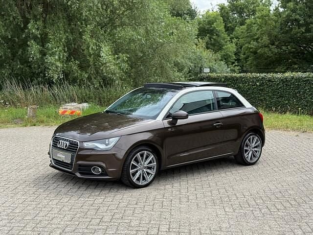 Bruin Gebruikt 2011 Audi A1 Hatchback | € 9.950 (Goede deal) - Afbeelding 1/4