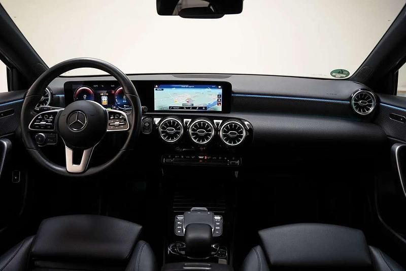 Occasion Mercedes A250 Business 160 PK (117 kW) 2020 Grijs Hatchback