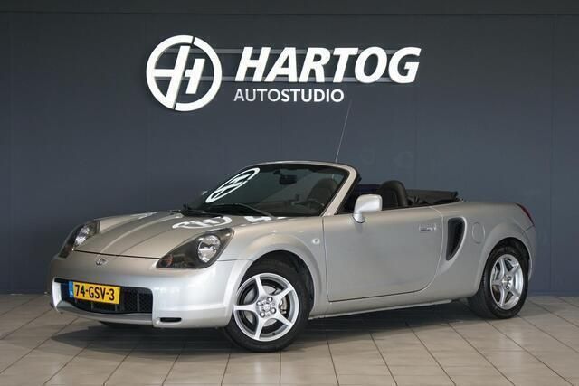 Grijs Gebruikt 2003 Toyota MR2 Cabriolet | € 12.450 - Afbeelding 1/4