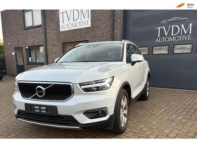 Grijs Gebruikt 2021 Volvo XC40 Momentum SUV | € 23.950 (Super prijs) - Afbeelding 1/1