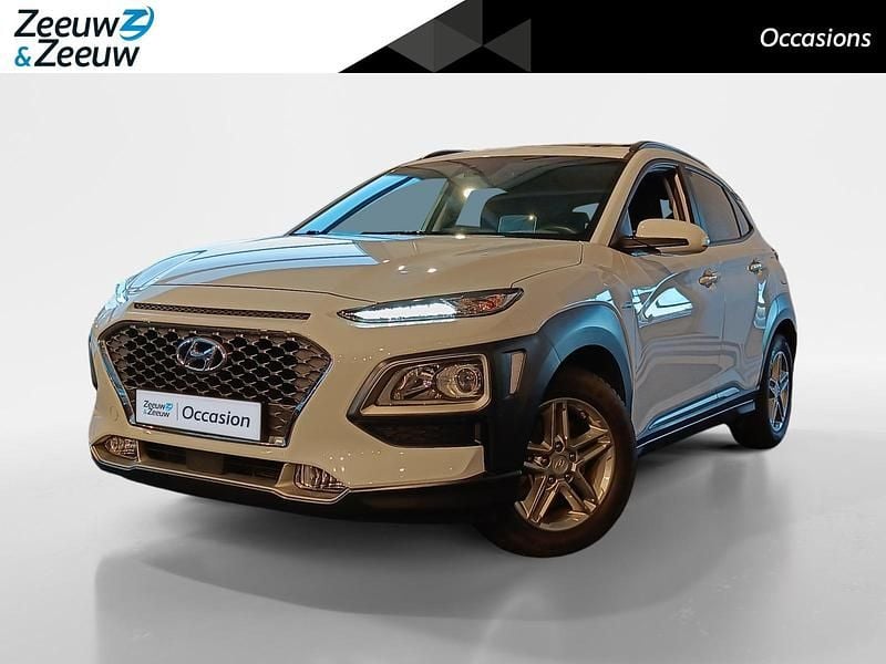 Chalk white metallic (p6w) Occasion 2021 Hyundai Kona SUV | € 19.450 (Goede deal) - Afbeelding 1/4