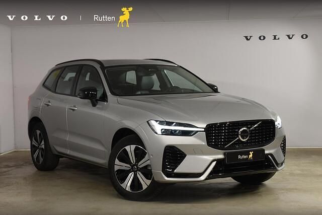 Grijs Gebruikt 2024 Volvo XC60 Plus SUV | € 55.340 (Eerlijke prijs) - Afbeelding 1/4