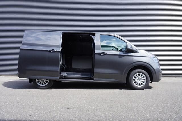 Occasion VW Transporter Style 150 PK (110 kW) 2024 Grijs Van