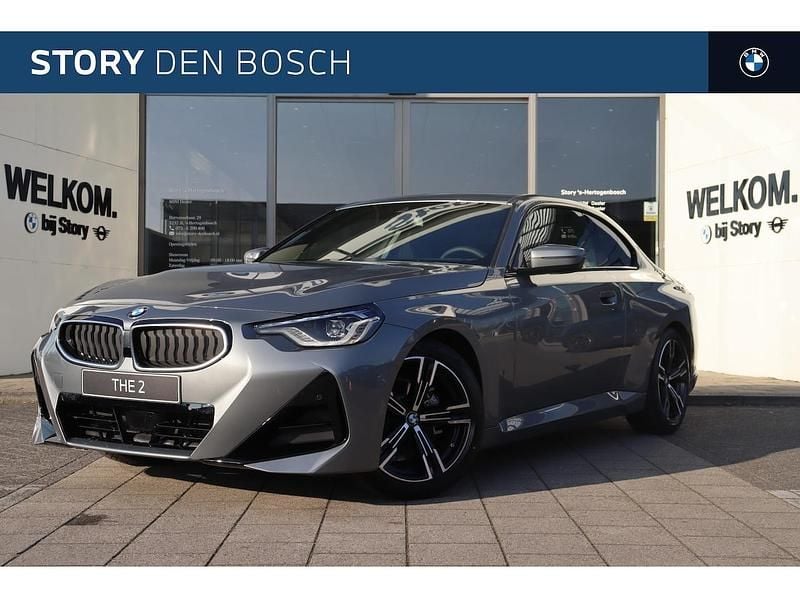 Skyscraper grey Nieuw 2025 BMW 218 M Sport Coupé | € 62.489 (Goede deal) - Afbeelding 1/4