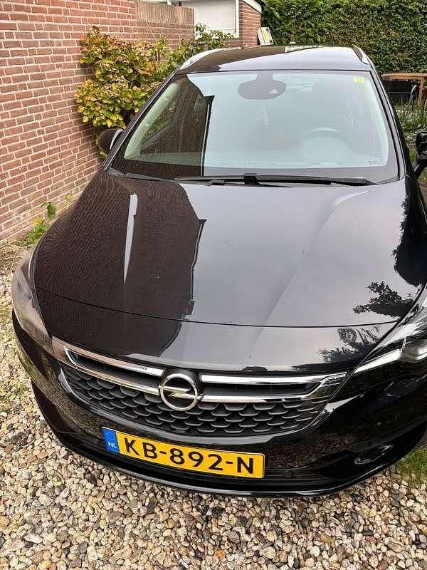 Gebruikt 2016 Opel Astra Edition Stationwagen | € 7.000 (Eerlijke prijs) - Afbeelding 1/4