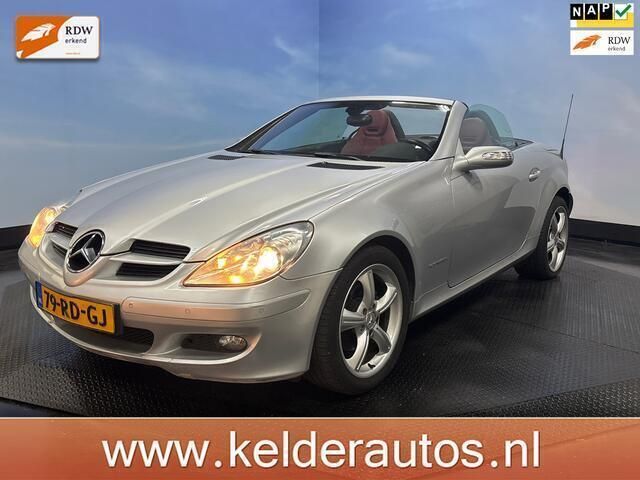 Grijs Gebruikt 2005 Mercedes SLK200 Cabriolet | € 6.950 (Eerlijke prijs) - Afbeelding 1/4