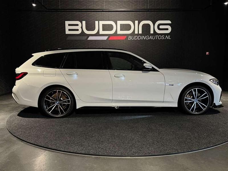 Occasion BMW 330e M Performance 2022 Wit Stationwagen