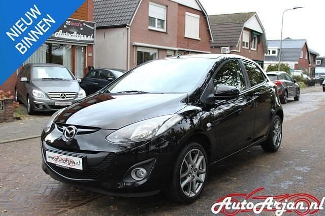 Zwart Gebruikt 2013 Mazda 2 Hatchback | € 6.900 (Iets duurder) - Afbeelding 1/4
