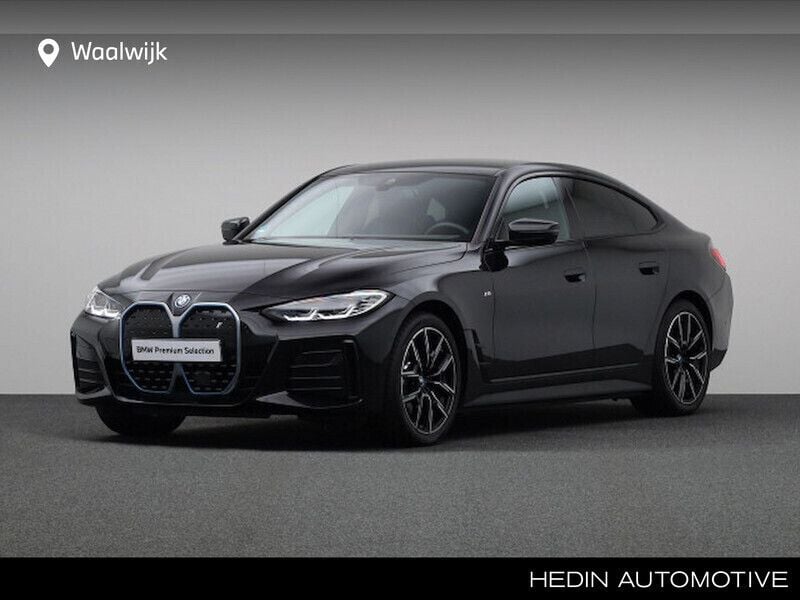 Zwart Gebruikt 2023 BMW i4 Executive Sedan | € 47.880 (Eerlijke prijs) - Afbeelding 1/4