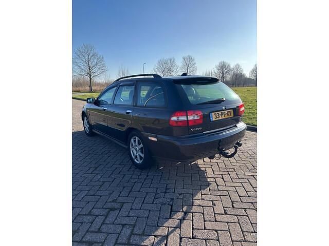 Occasion Volvo V40 136 PK (100 kW) 2004 Zwart Stationwagen