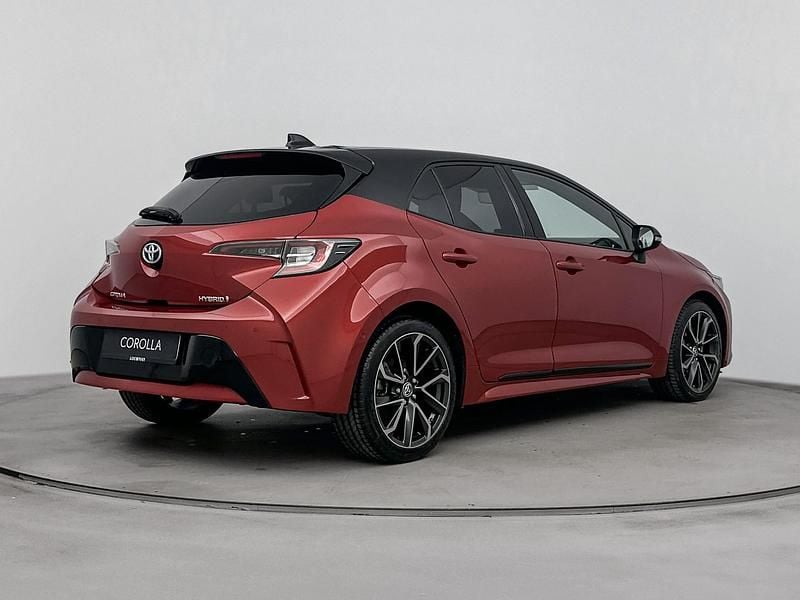Occasion Toyota Corolla Executive 2026 Rood Hatchback