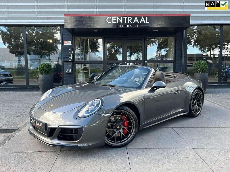 Grijs Occasion 2018 Porsche 911 Carrera Cabriolet Cabriolet | € 109.911 (Super prijs) - Afbeelding 1/4