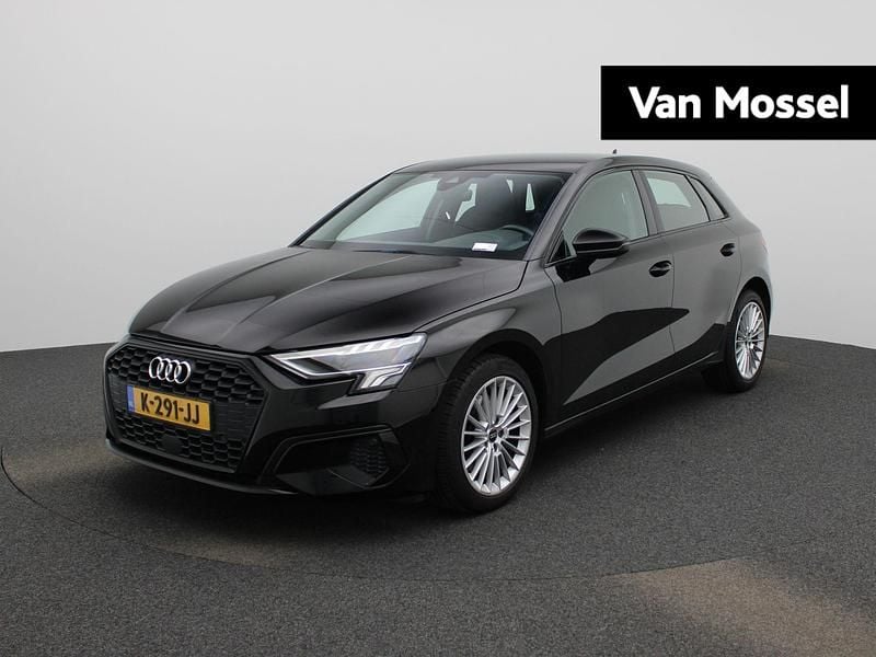 Zwart Occasion 2021 Audi A3 Sportback Business Hatchback | € 19.900 (Eerlijke prijs) - Afbeelding 1/4